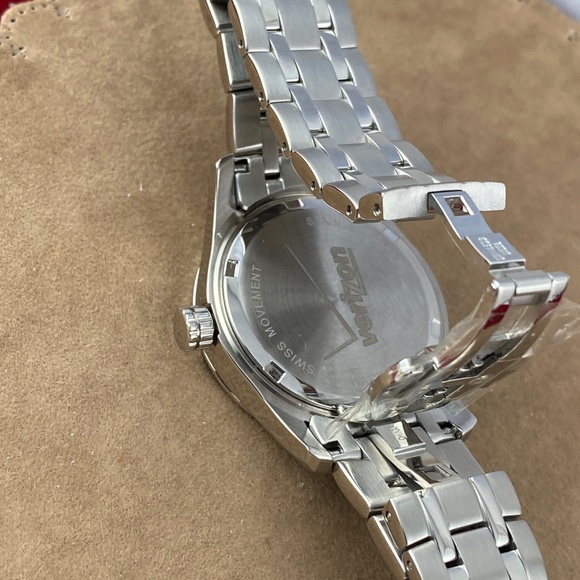 Tourneau Designed Swiss Watch Silver Tone NIBNT - Picture 10 of 16